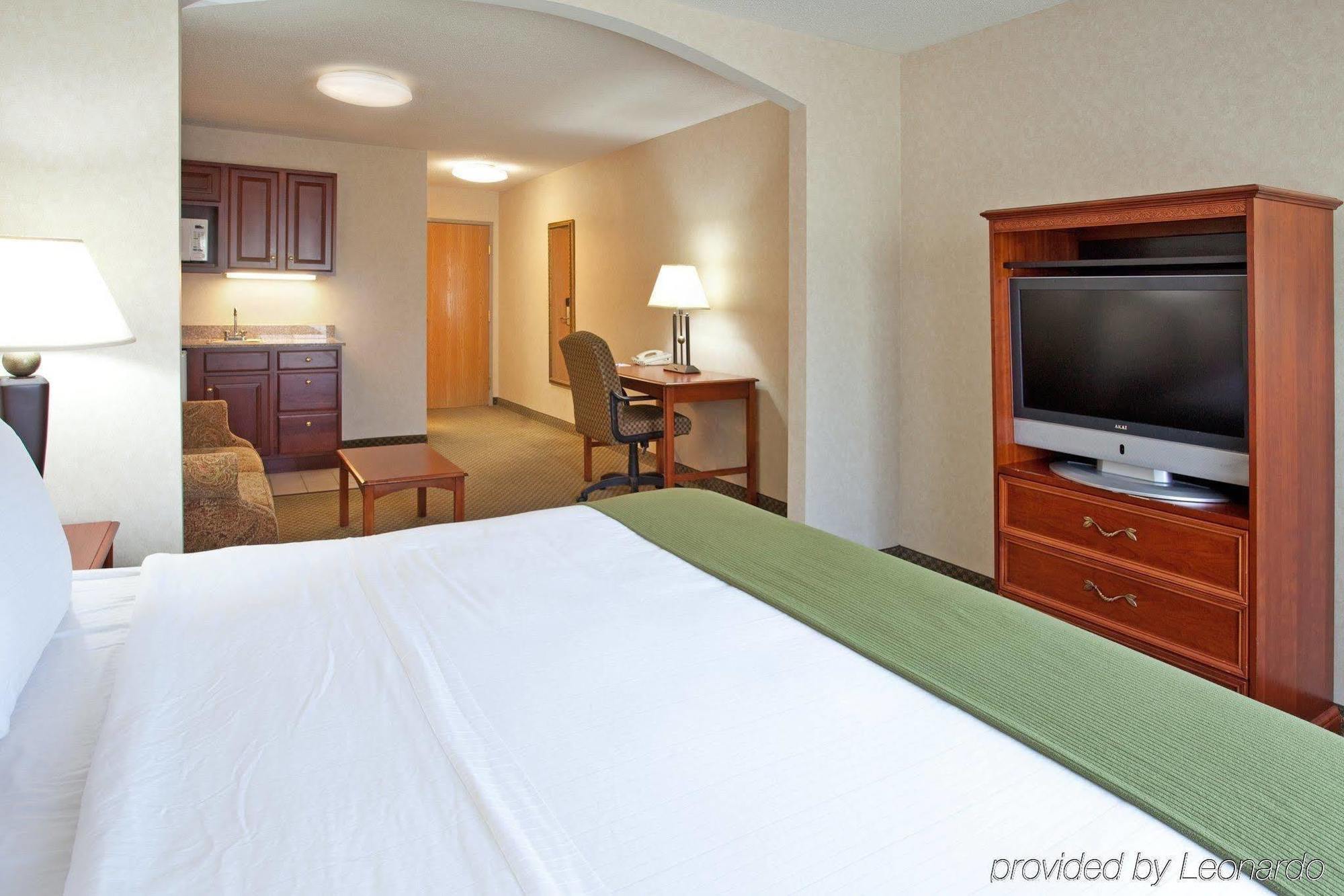 Holiday Inn Express Hotel & Suites Elkhart-South, An Ihg Hotel Exteriér fotografie